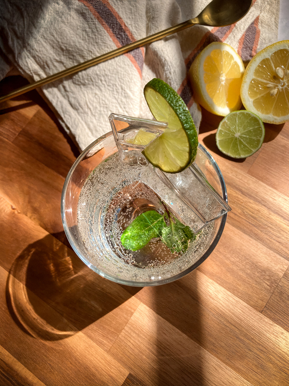 Garnishes by itself - or add lime too
